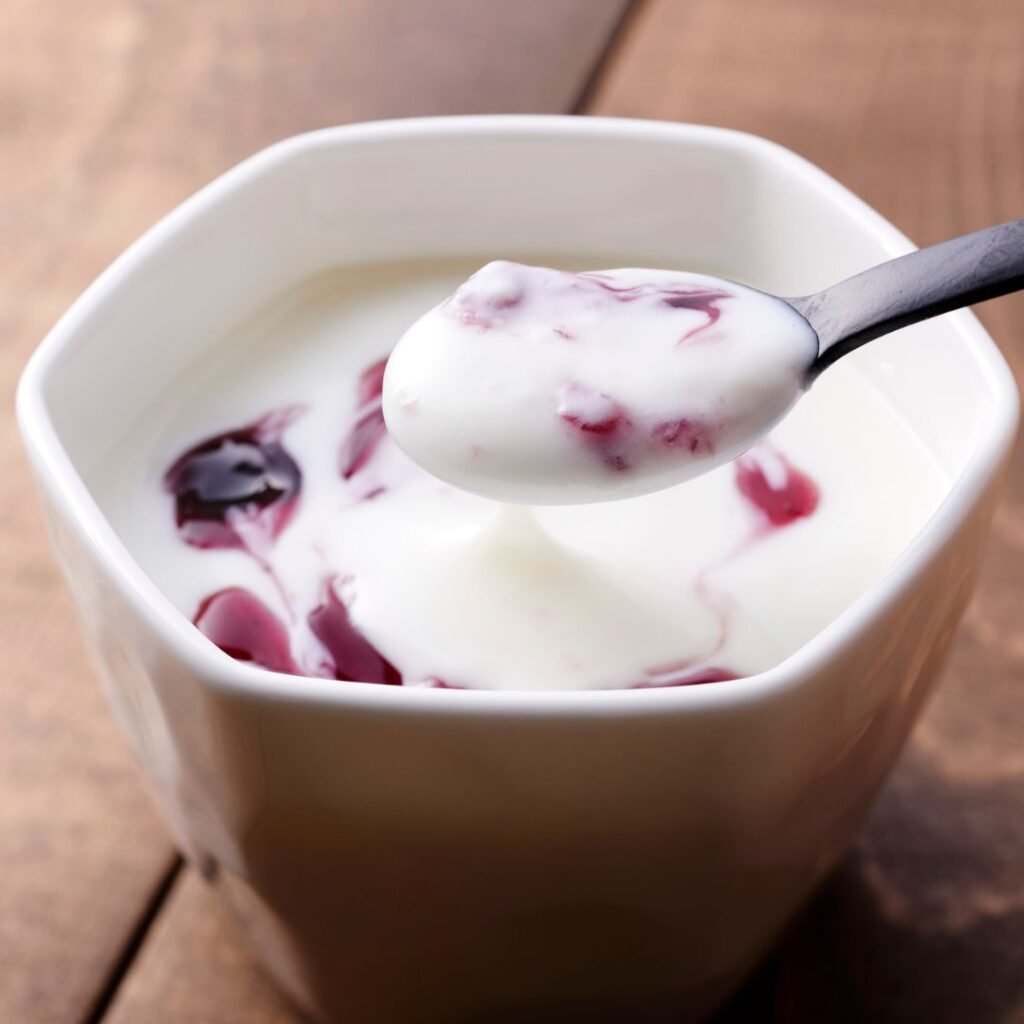 greek yogurt with apples and cinnamon